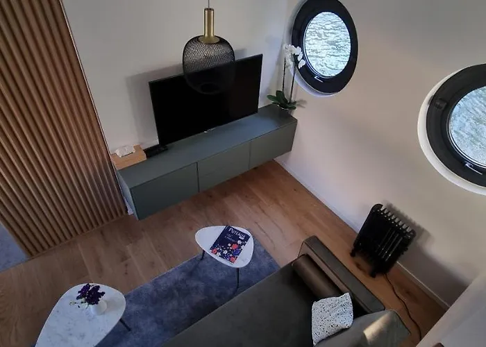 Studio Tres Cosy - Independant Dans Une Peniche - Paris 16