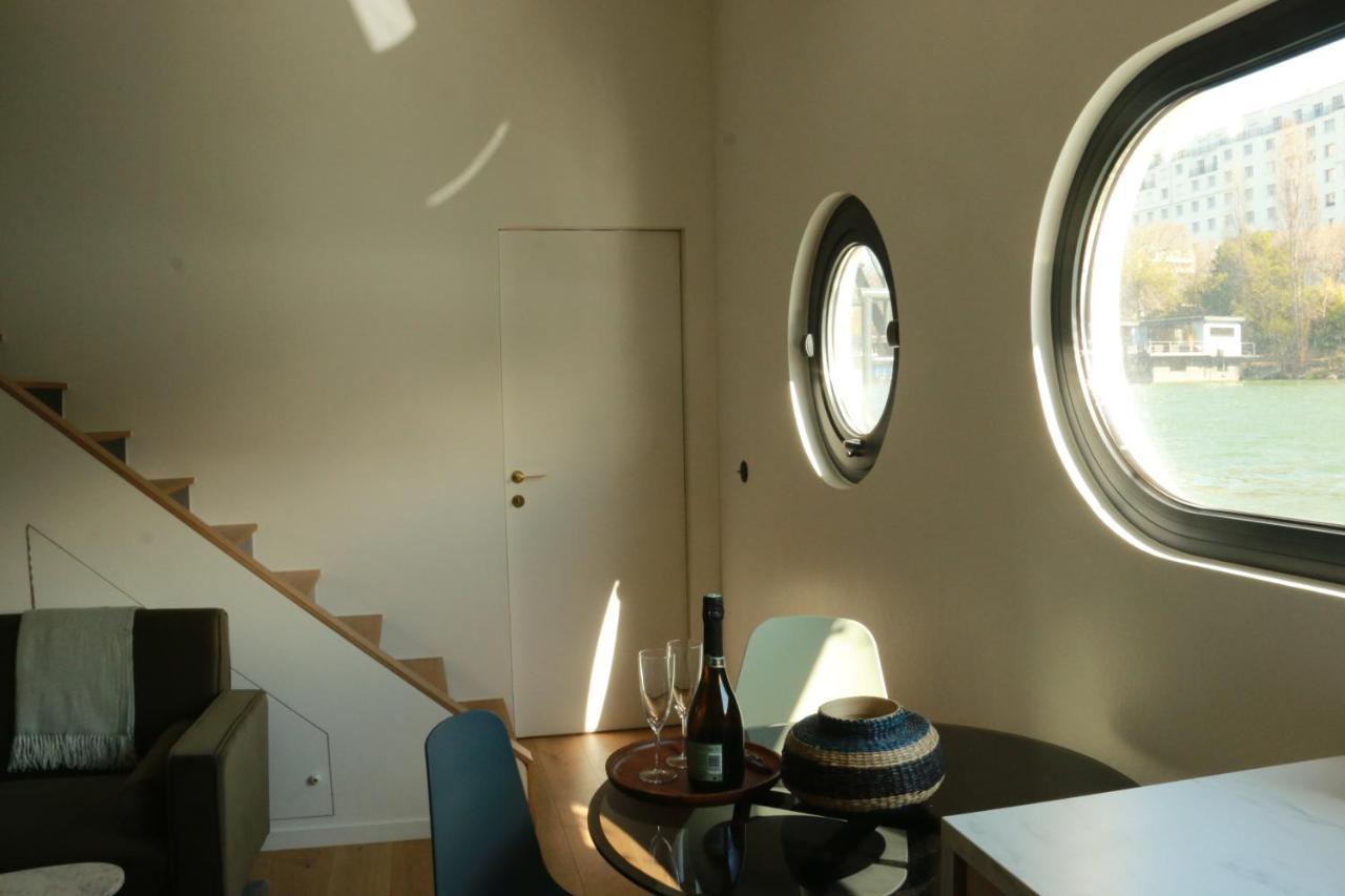 Botel Tres Cosy - Independant Dans Peniche - Paris 16 *